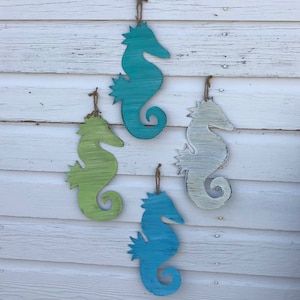 handmade tin seahorse wall hanging / beach bathroomdecor / beach house decor / lake house decor