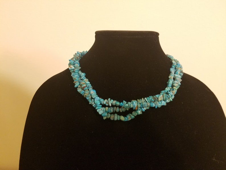 Natural Turquoise Beaded Necklace