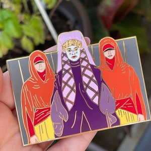 Queen and Handmaidens 5 pin