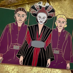 Queen And Handmaidens 4 pin