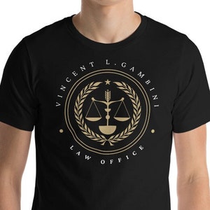 Vincent L. Gambini Law Office - Die Kanzleien von Vincent L Gambini - Unisex T-Shirt