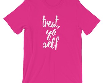 Parks and Recreation Treat Yo Self Tee | The Shop at NBC Studios