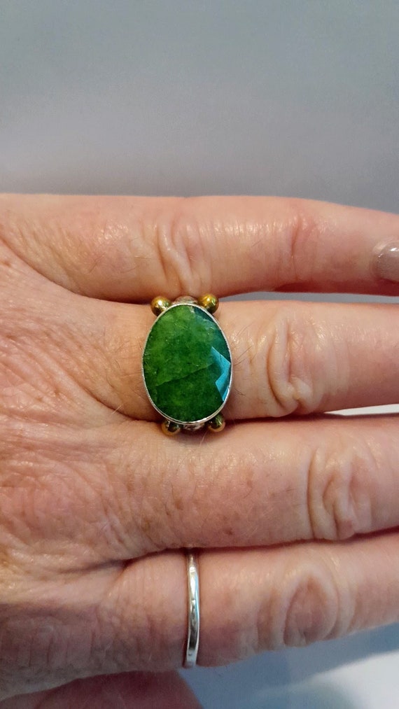 Gorgeous Raw Green Emerald 925 Sterling Silver wit