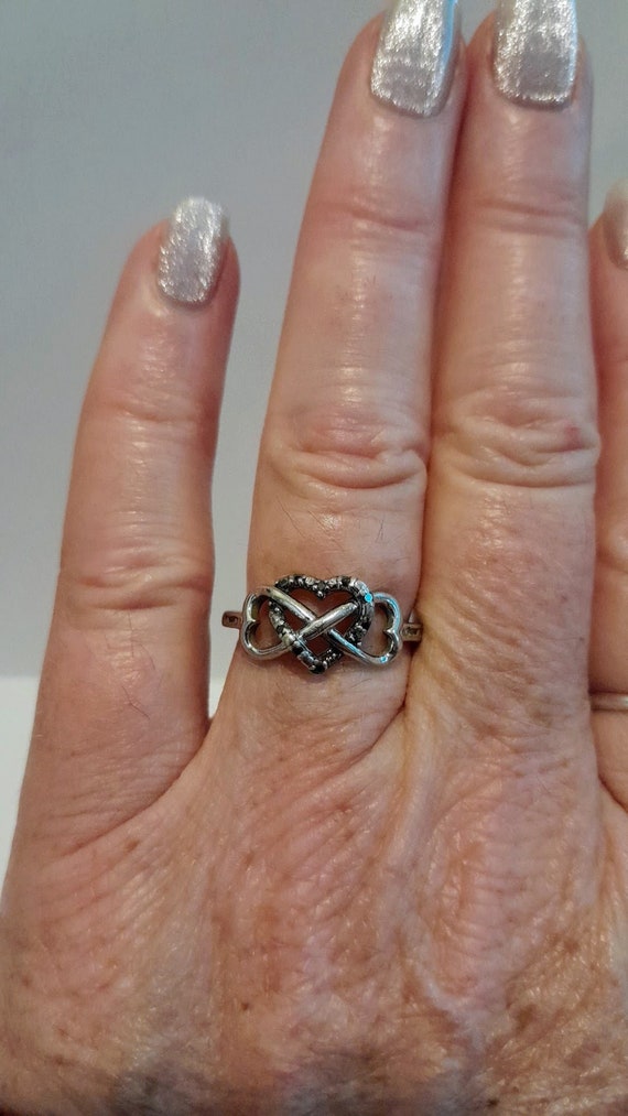 Unique Infinity Heart Shape Setting Silver Black … - image 1