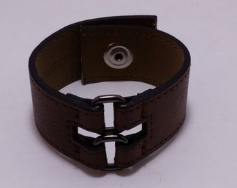 Brown Faux Leather Rustic Square Metal Rings Cuff Bracelet Unisex 7.5 in.