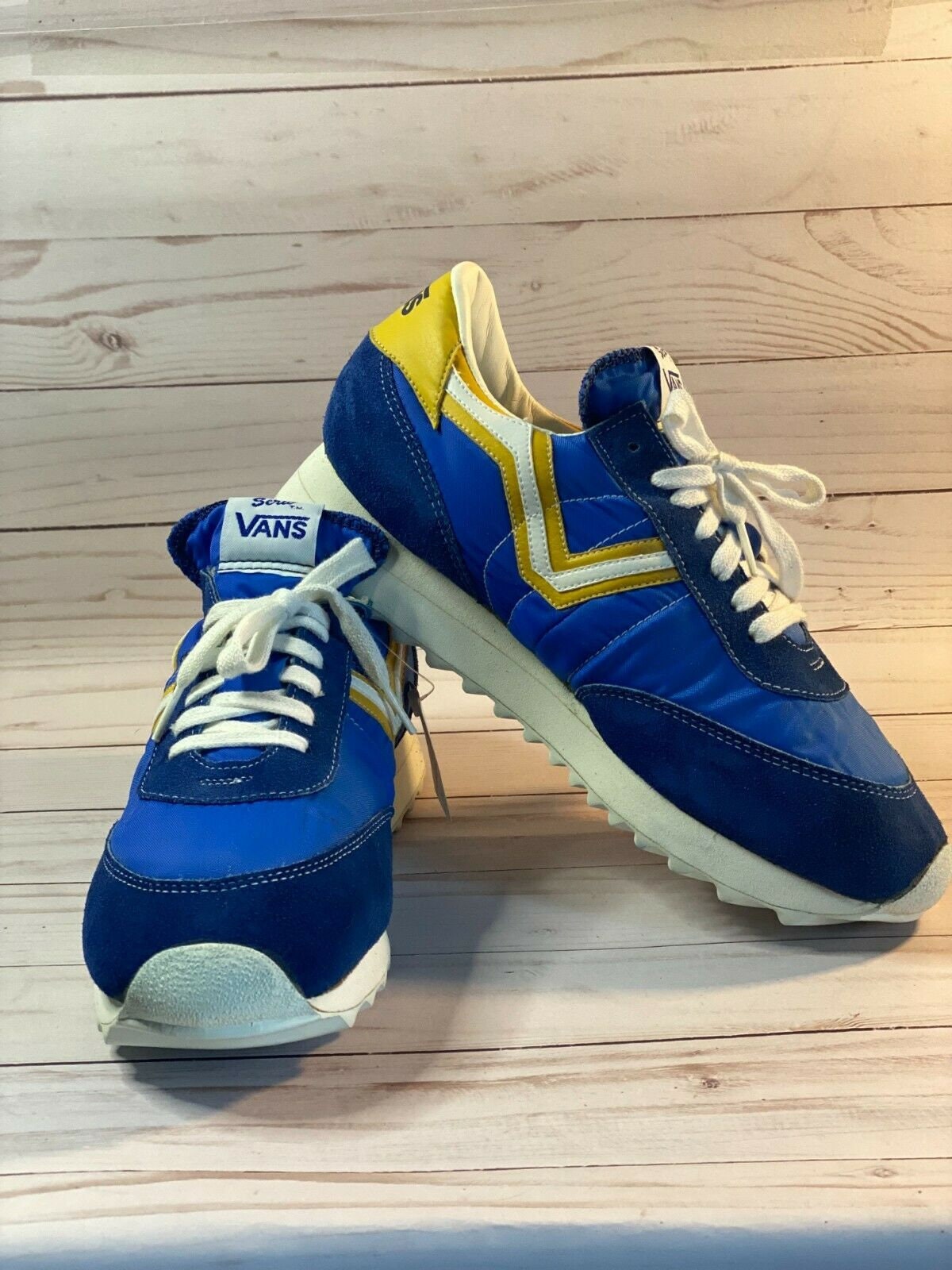 80s Vintage Blue and Yellow VANS SERIO Running Sneakers Sz 7D 
