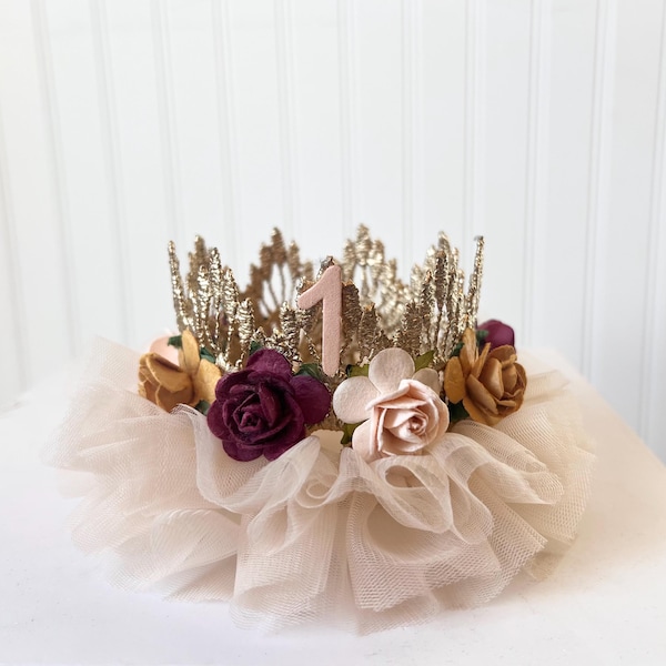 Ivoor gouden kroon, kroon eerste verjaardag