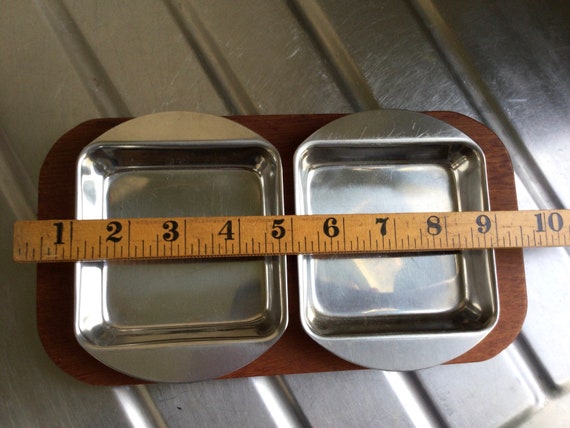 Metal serving cheap plates