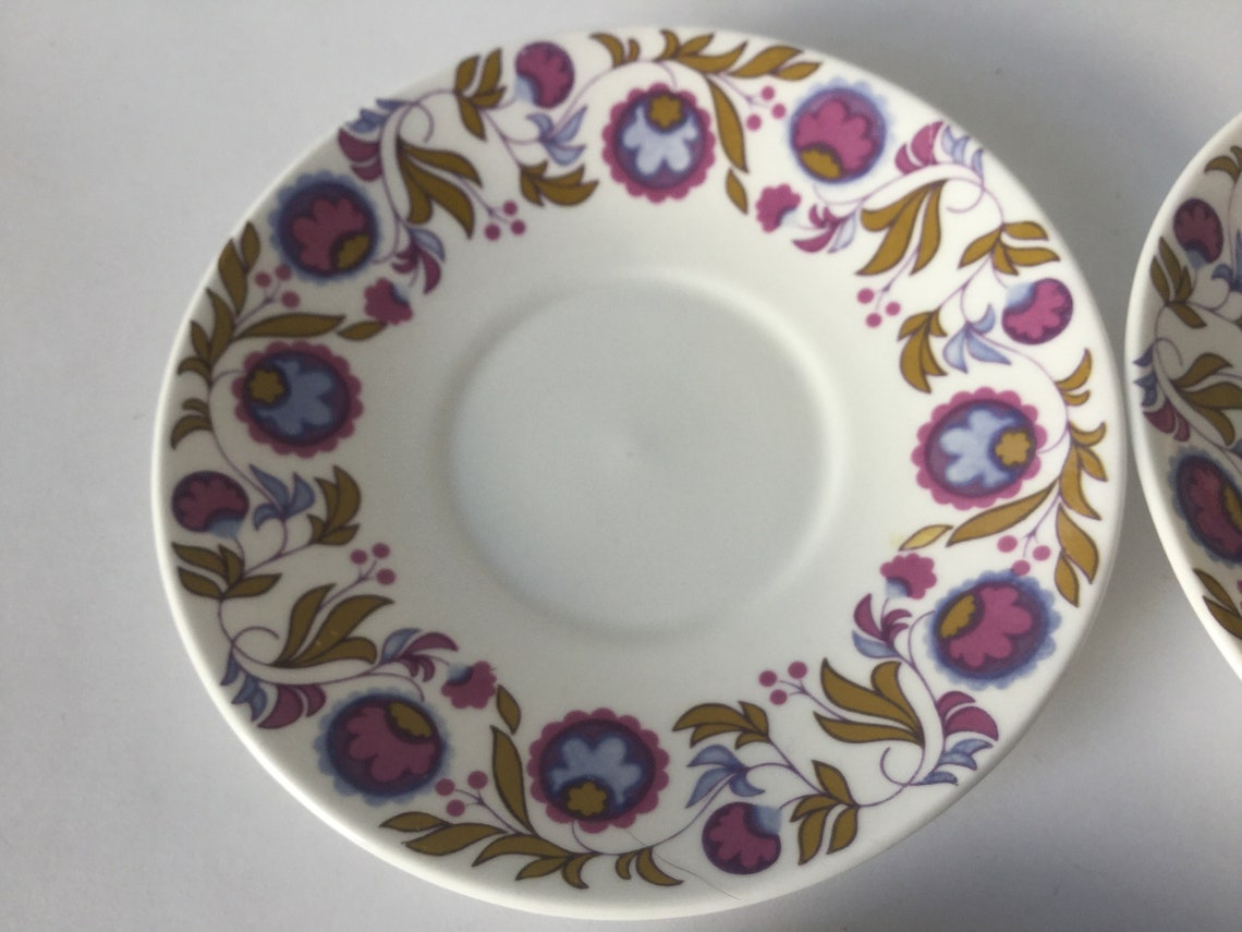 4 X Elizabethan Pottery saucers Etsy