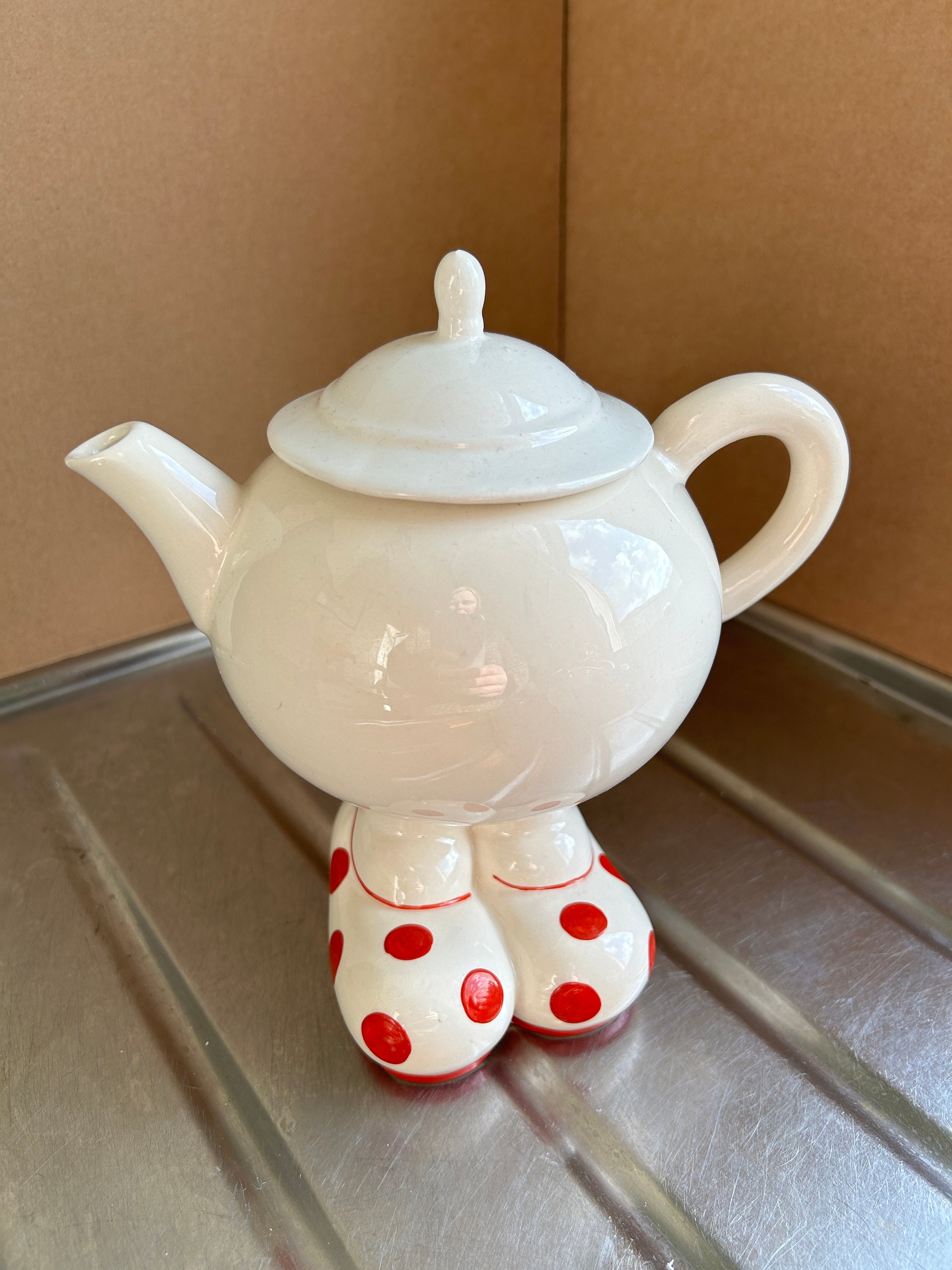 Carlton Ware Lustre Pottery 'Bigfoot' Teapot | eBay