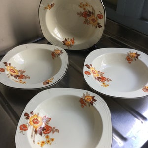 Alfred Meakin Royal Marigold  1930s Bowls x4