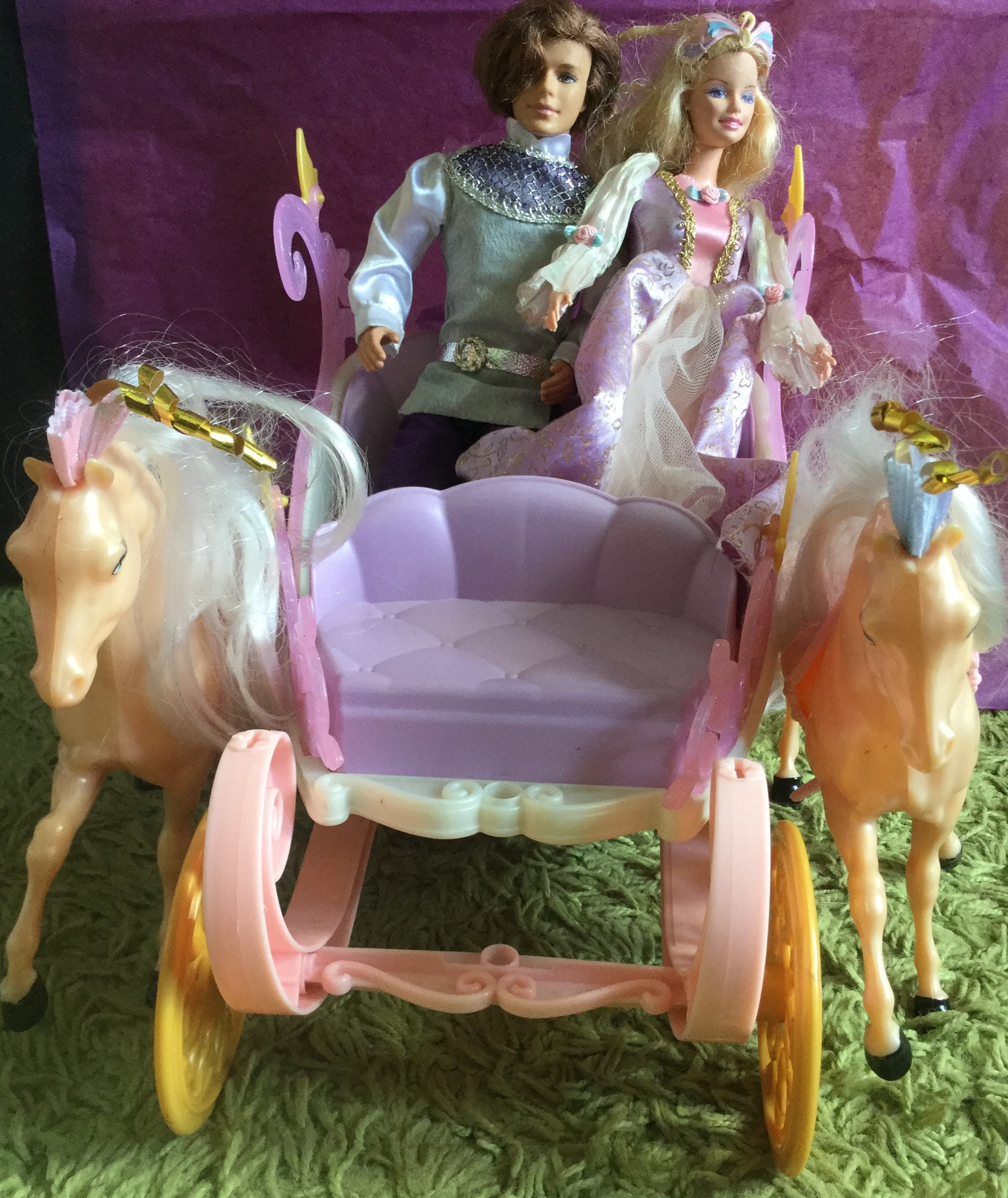 Perseus Ubetydelig universitetsområde Vintage Barbie Princess Prince Carriage and Two Horses - Etsy Singapore