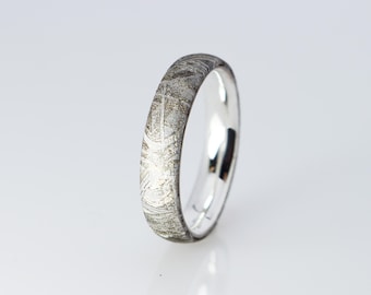 Silver ring with meteorite (pattern no. 262)