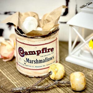 campfire marshmallows, small tin and s’mores set