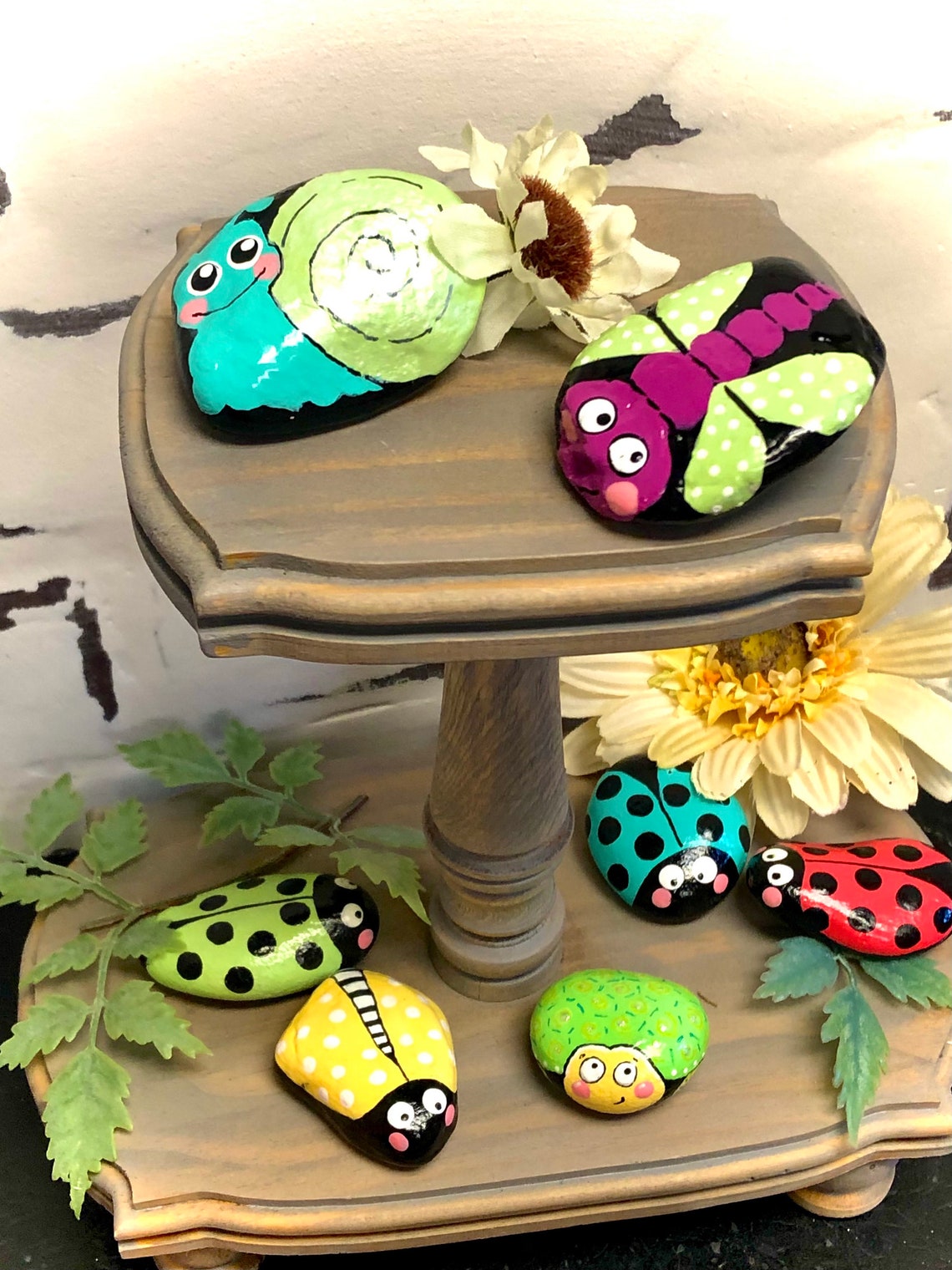 CUTE BUGS, Painted Rocks, Dragonfly, Bee’s, Turtle, Ladybug, Snail ...