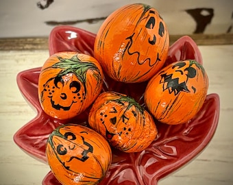 Mini JACK-O-LANTERNS, painted rocks, mini riser, Halloween, pumpkins,