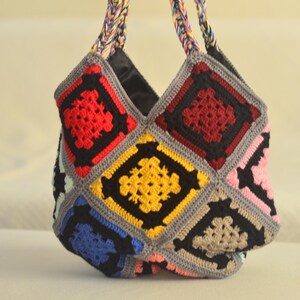 crochet granny square hobo bolsa pattern
