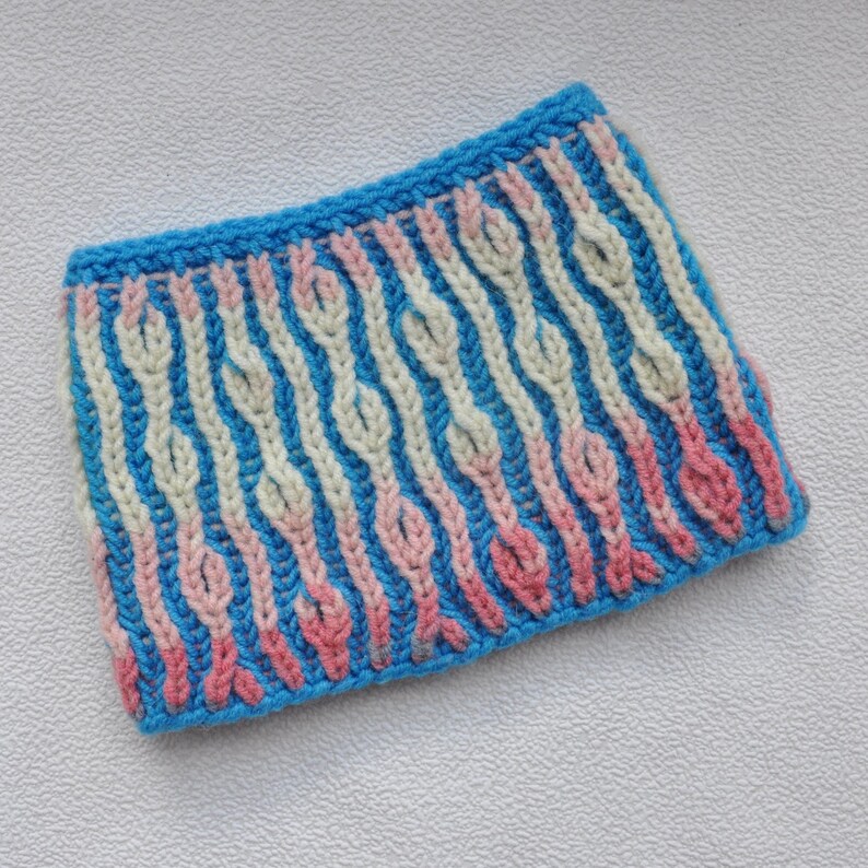 Ear warmer Pony tail Beanie Brioche Knit Head band Double sided Womens head band Hair band stone Chunky blue Headband Brioche stitch.