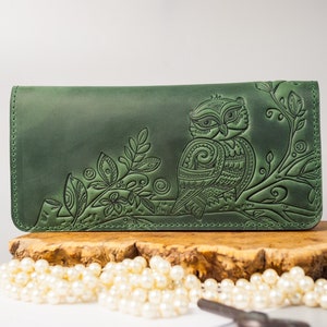 Dunkelgrüne Boho-Geldbörse aus Leder mit Eule Leder Portemonnaie, Damen Geldbörse, Portemonnaie aus Leder, lange Geldbörse aus Leder