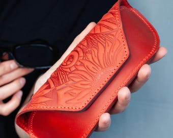 Estuche de cuero rojo para gafas de sol con girasoles - Estilo bohemio