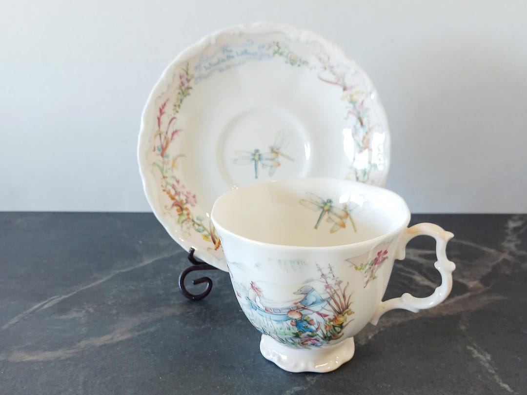 1987 Vintage Royal Albert Wind in the Willows Collection 