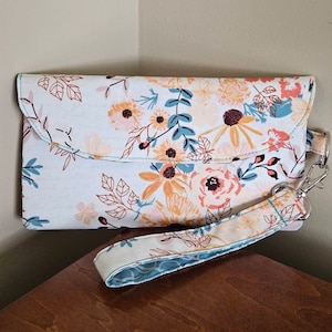 Cartera para teléfono, bolso de muñeca, para llevar a diario, ramo de flores de melocotón, escritura, estilo libresco.