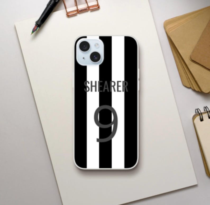 Funda para teléfono con la camiseta de fútbol número 9 de Alan Shearer - Leyenda del Newcastle United - ¡Flexible y duradera! imagen 2