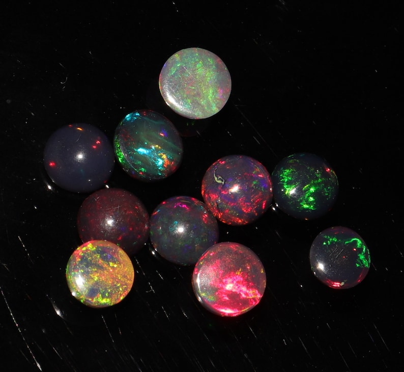 7x7mm Ethiopian welo fire opal Black Calibrated 10 PCS lot AAA+ Opal stone Opal for jewelry Opal for rings opal collection