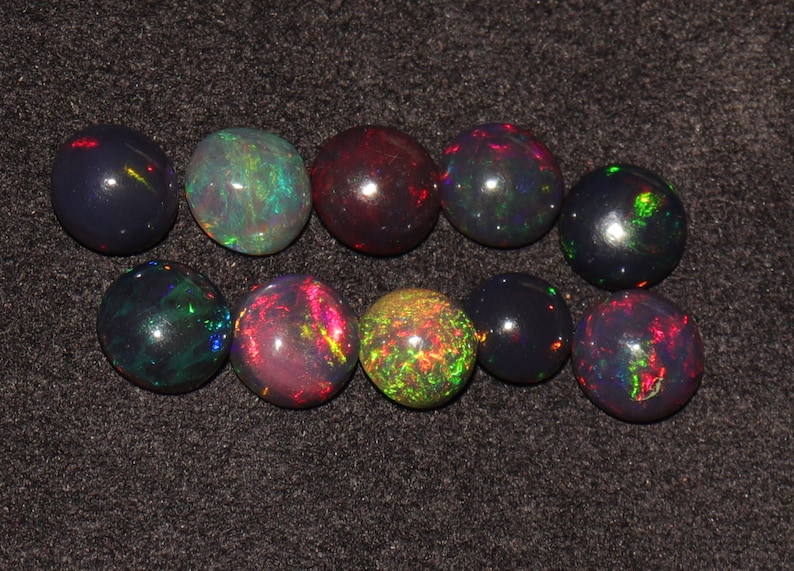 7x7mm Ethiopian welo fire opal Black Calibrated 10 PCS lot AAA+ Opal stone Opal for jewelry Opal for rings opal collection