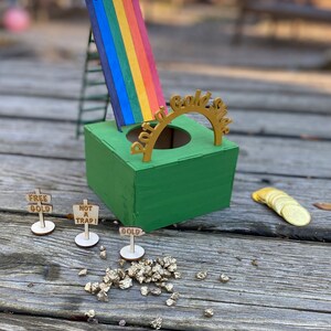 Leprechaun Trap Craft Kit for St Patricks Day - DIY Craft Kit for Kids, Leprechaun Bait