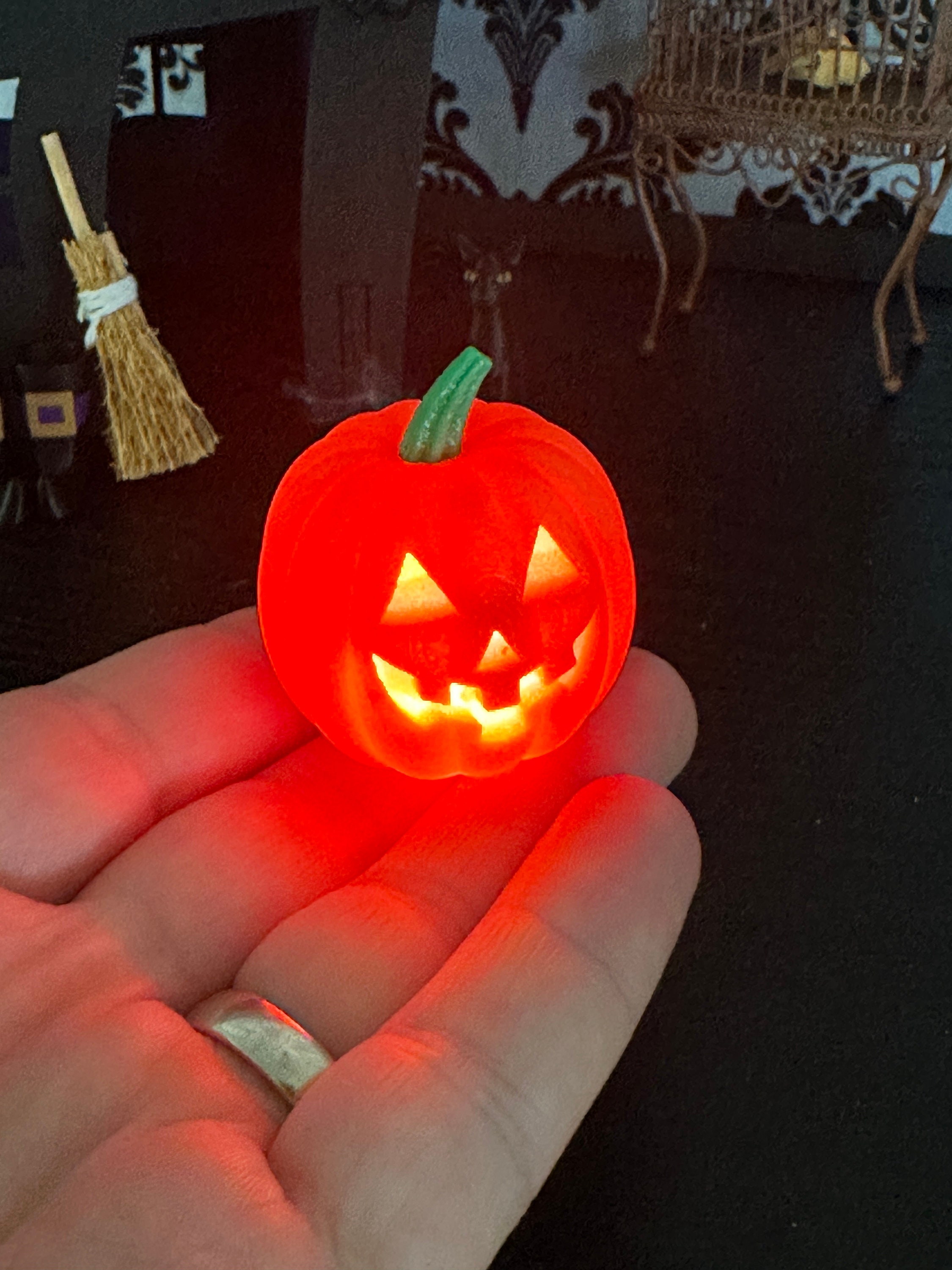 Mini Jack O Lantern LED Light up Halloween and Fall Decor for