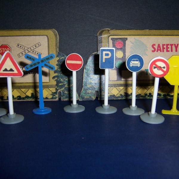 Vintage Train Traffic Signs HO Railroad Signs Toy 1960's Austria (8) Plastic Signs (2) Cardboard Signs