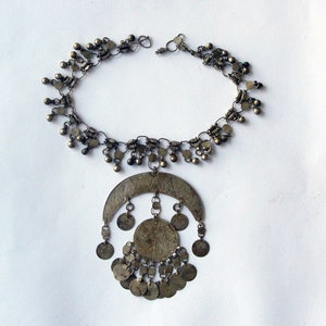 Collier from Egypt or Nubia