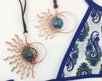 Ensemble de collier de maman et moi, collier de lune, collier de soleil, croissant de lune de pendentif de soleil et de lune, collier en pierre enveloppé de fil, turquoise de pleine lune