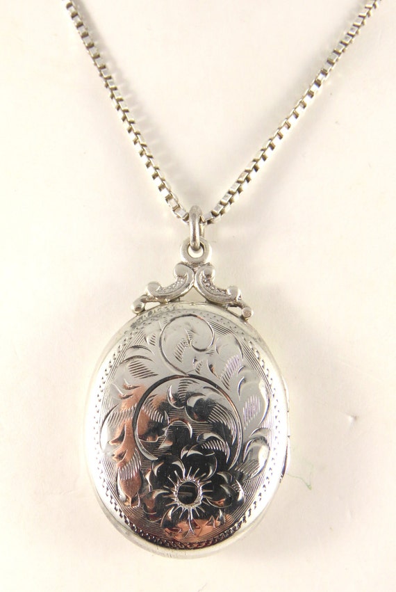 Birks Sterling Oval Photo Locket With 20" Box Cha… - image 5