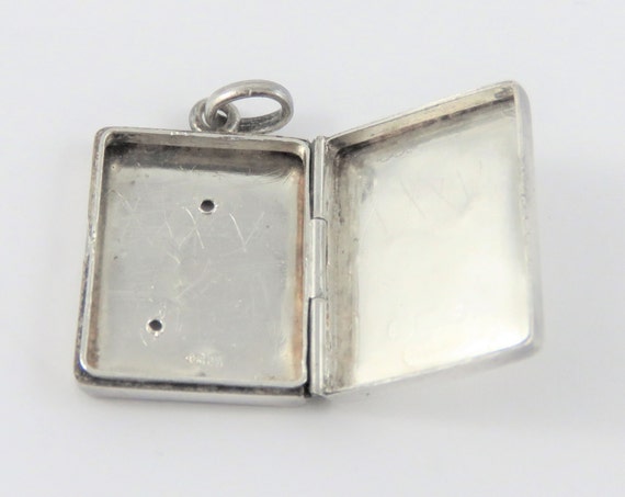 Sterling Horseshoe Locket With English Hallmarks - image 4