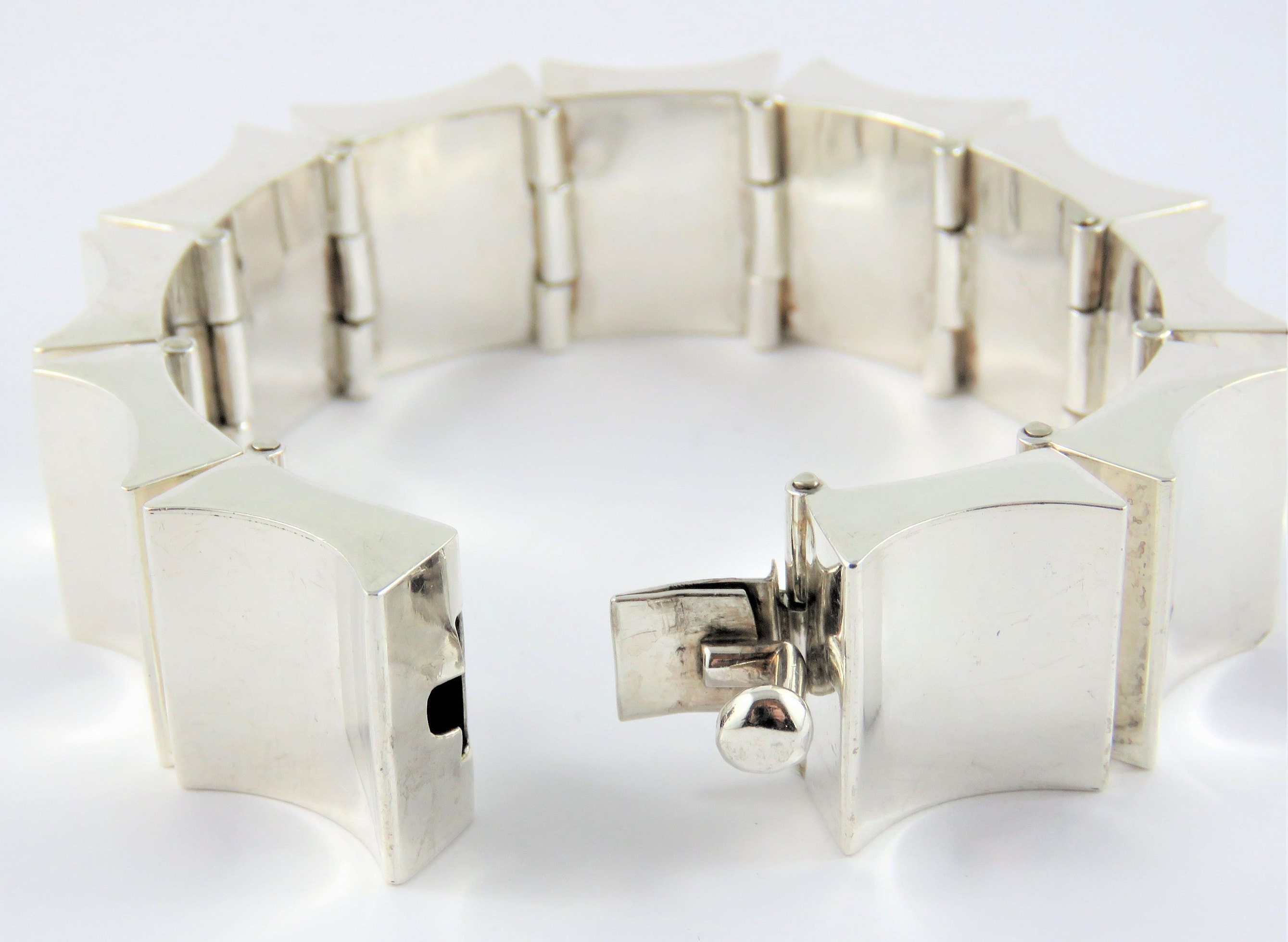 Mexico TM-153 Sterling Silver 7 Inch Long, 3/4 Inch Wide Mexico TM-153 Sterling Silver 7 Inch Long, 3/4 Inch Wide