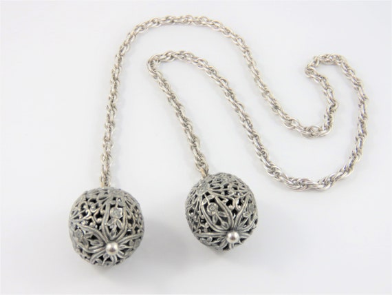 Joseff of Hollywood Silver Colored Vintage Necklac