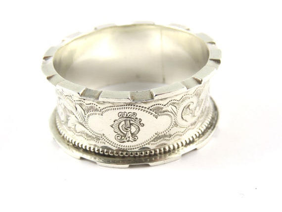 Sterling Silver 3/4 Inch wide Napkin Ring with En… - image 1