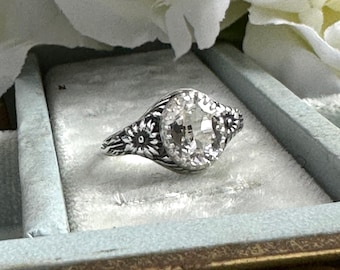 White Sapphire oval 3ct vintage estate Aster flower statement ring in Sterling silver