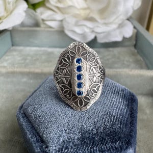 Victorian gothic Sapphire blue Spinel multi-stone filigree ring in Sterling Silver SIZE 7