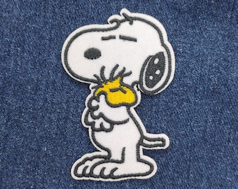 Cute white beagle embroidered iron-on patches clothing sticker dog doggy lover fabric patch