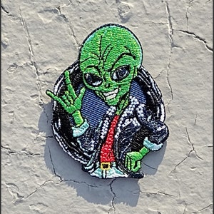 Aliens Area 51 Alien Embroidered Iron-on Patches Cool UFO Guy