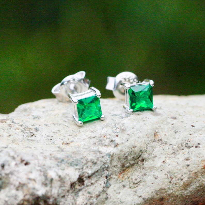 20th Anniversary May Birthstone Created Princess Cut Emerald Stud Earrings Sterling Silver 925