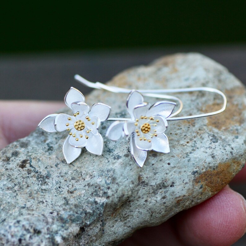 Magnolia flower earrings Outlet