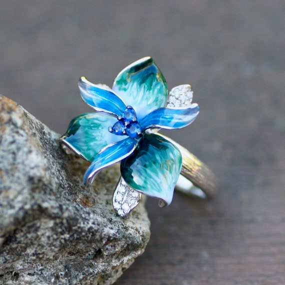 Orchid flower ring deals
