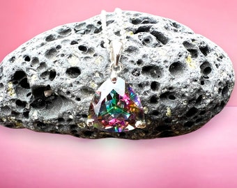 Colgante de cuarzo místico arco iris natural plata de ley sólida 925, piedra de nacimiento de diciembre, 4o aniversario