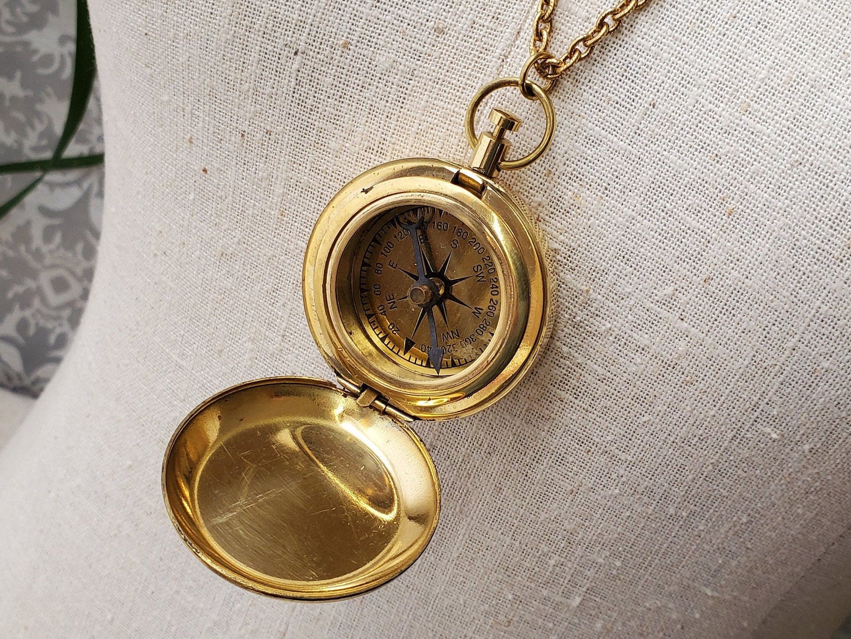 Open Compass Necklace Open Compass Necklace