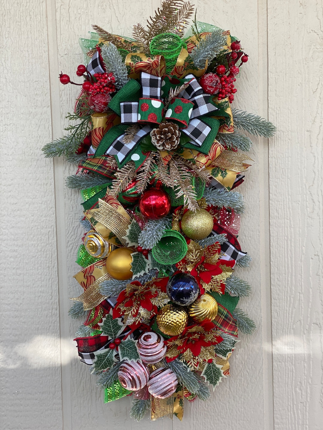 Christmas Swag, Christmas Paint Stick Wreath, Ornament Swag, Berries