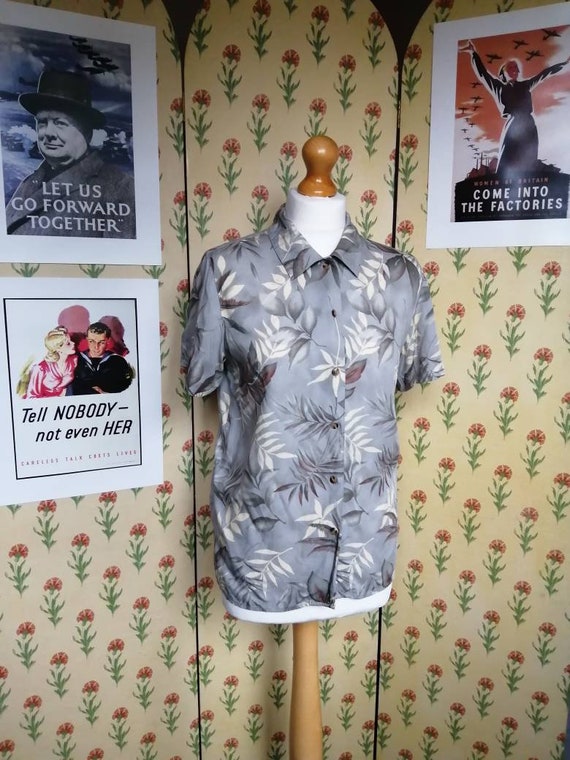 1940s style blouse